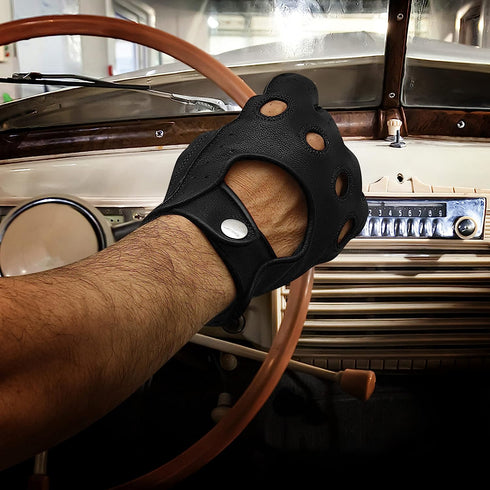 Leather Dark Knight Gloves - Full Finger Design (Black)